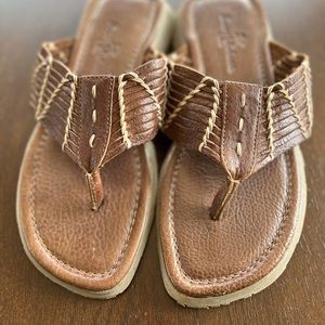 LN Tommy Bahama Leather woven sandals